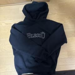 BlessU 黒 パーカーのサムネイル