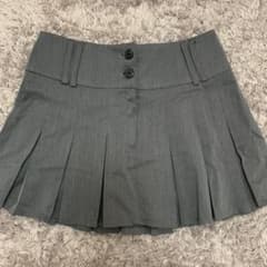 FEKETE プリーツスカートのサムネイル