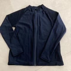 ラッシュガード 長袖  ネイビー⌣̈⃝ ♡ ⌣̈⃝ ♡のサムネイル