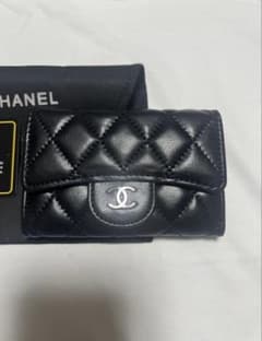 CHANELノベルティカードケース　長財布　ケース　キルティング黒 CHANEL カードケース ブラックノベルティ - メルカリ