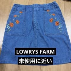 LOWRYS FARM 花柄刺繍 デニムミニスカートのサムネイル