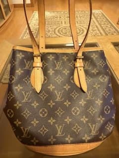 Louis Vuitton モノグラム バケットバッグのサムネイル