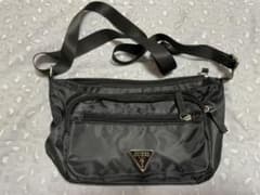 GUESSショルダーバッグのサムネイル