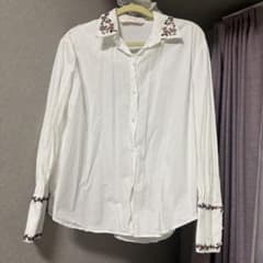 ZARA Trafaluc 刺繍入り長袖シャツ ホワイト Lのサムネイル