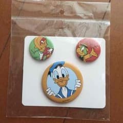 ディズニー 三騎士 缶バッジのサムネイル