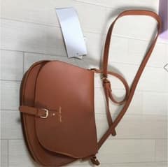 ショルダーバッグのサムネイル
