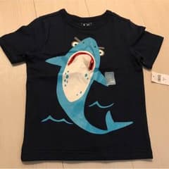 新品、未使用ベビーギャップTシャツ  95センチのサムネイル