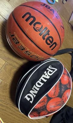 molten JB350 バスケットボールとSPALDING ボールバッグのサムネイル
