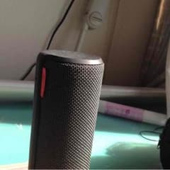 UE BOOM Bluetooth防水スピーカーのサムネイル