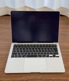 M1 MacBook Air  シルバーのサムネイル