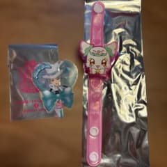 キミとアイドルプリキュア 映画入場者特典　クリアカードとブレスレットのサムネイル