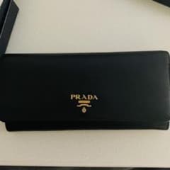 PRADA SAFFIANO METAL 長財布(大幅値下げ)のサムネイル