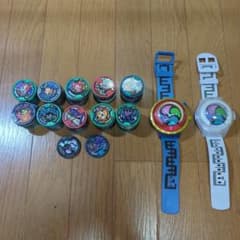 妖怪ウォッチ コレクションセット 時計2個とメダル102個のサムネイル