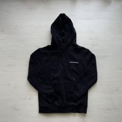 BALENCIAGAパーカーのサムネイル