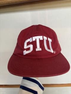 Stussy STUロゴ 赤 キャップのサムネイル