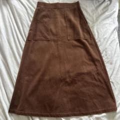 【BEAMS】コーデュロイ ロングフレアスカート ブラウンのサムネイル