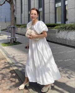 2点おまとめrosy monster スクエアネック ボリュームワンピ 黒 白M 2点おまとめrosy monster スクエアネック ボリュームワンピ 黒 白M