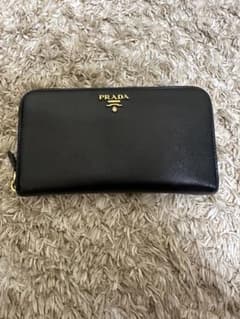 PRADA 長財布 ブラックのサムネイル