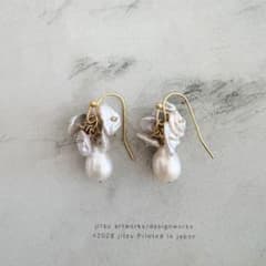 パールピアス　バロックパール　ゴールドのサムネイル