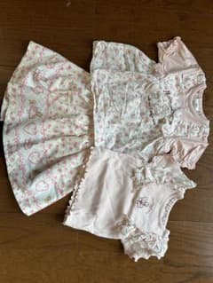 ベビー服 フリル付きセット 95cmまでのサムネイル