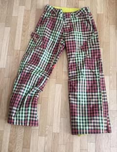 BURTON スノーボードパンツ チェック柄のサムネイル