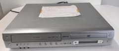 東芝 VTR一体型DVDビデオプレーヤー SD-V200 2003年製 - メルカリ