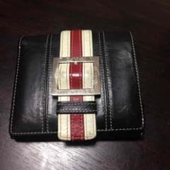 TOMMY HILFIGER の二 つ折り 財布のサムネイル