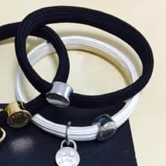 み様専用MARC BY MARC JACOBS ブレスレット ゴムのサムネイル