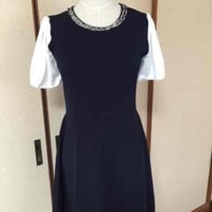 新品 ワンピース★のサムネイル