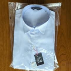 ✨新品未使用 レディース 半袖シャツのサムネイル