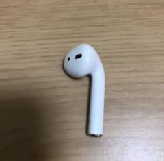 Apple エアーポッズ　第一世代　 AirPods 右耳のサムネイル