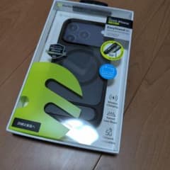 SwitchEasy iPhone16 Pro用ケース MIL規格　スタンドのサムネイル