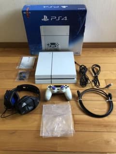 ps4本体　PlayStation®4 500GB CUH-1200AB02のサムネイル