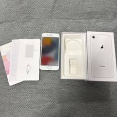 Apple iPhone8 64GB シルバーSIMロック有 利用制限○ - メルカリ
