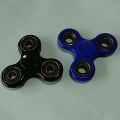 ハンドスピナー   1つ450円のサムネイル