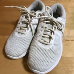 NIKE白スニーカー✩.*˚26.5cmのサムネイル
