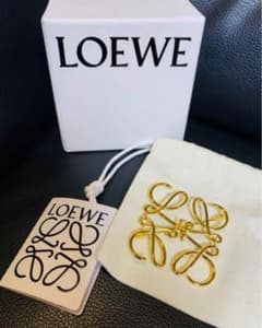 LOEWE ブローチのサムネイル