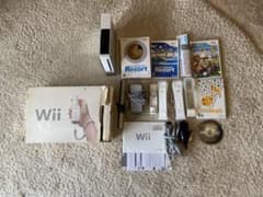 Wii 本体、コントロール、セットのサムネイル