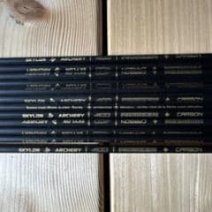 未カット品SKYLON PARAGONオールカーボン矢 400番12本 ピン無しのサムネイル