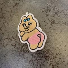 おぱんちゅうさぎ ワッペンバッジ ひやけのサムネイル