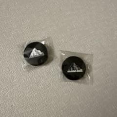 モンベル　ピンバッジ　2個セットのサムネイル