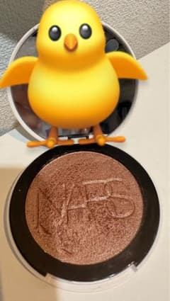 NARS ライトリフレクティングルミナイジングパウダーのサムネイル