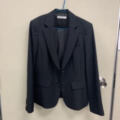事務服のサムネイル