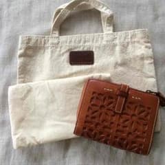 genten カットワーク財布のサムネイル