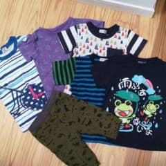110サイズ☆6着まとめ売り☆Tシャツ5着&半ズボン1着のサムネイル
