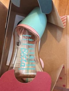 【値下げ！未使用】betta  哺乳瓶 80mLのサムネイル