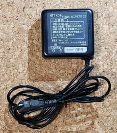 【ドコモ】FOMA ACアダプタ 02のサムネイル