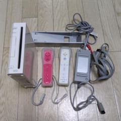 ゲーム機 本体 任天堂『wii 白』一式セットのサムネイル