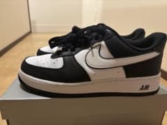 Nike Air Force 1 ブラック/ホワイトのサムネイル
