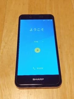 AQUOS SH-M04 White　ケース付き　美品　楽天モバイルのサムネイル